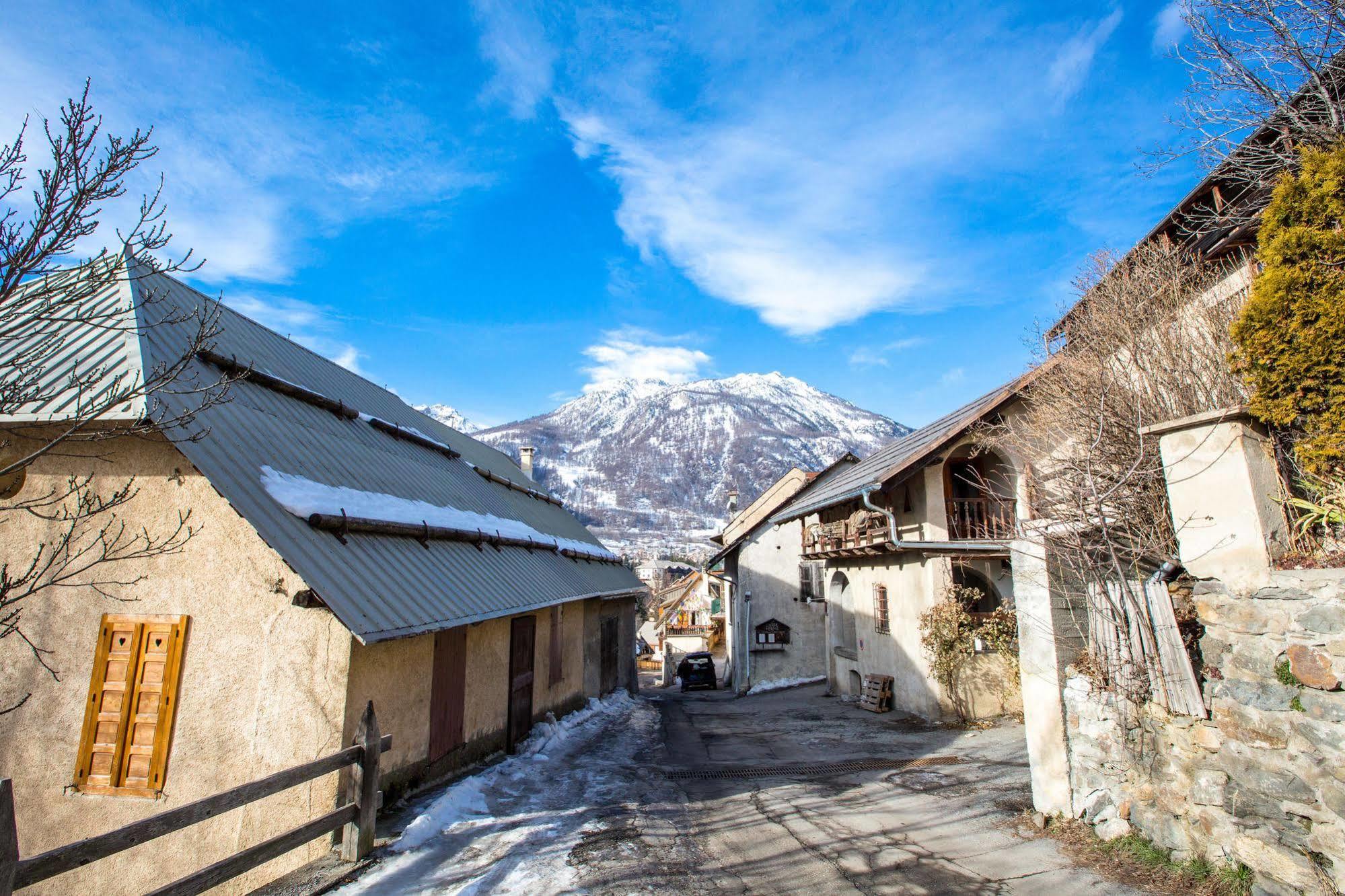 Langley Hotel La Vieille Ferme La Salle-les-Alpes Dış mekan fotoğraf
