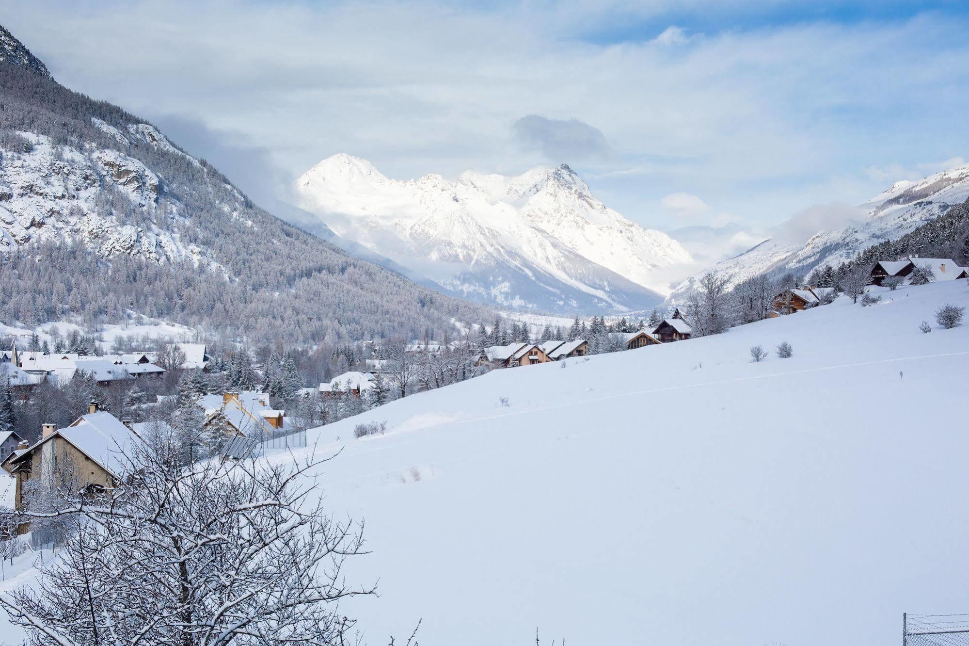 Langley Hotel La Vieille Ferme La Salle-les-Alpes Dış mekan fotoğraf